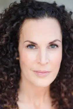 Lisa Kaminir