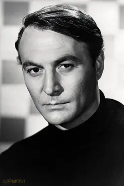 Robert Loggia