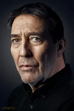 Ciarán Hinds