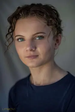 Annie Rose Buckley