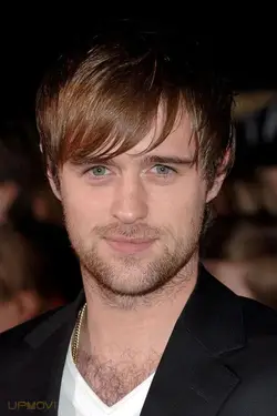 Jonas Armstrong