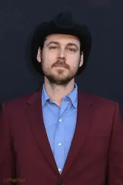 Aaron Nee