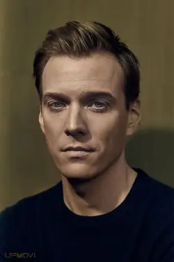 Jake Abel