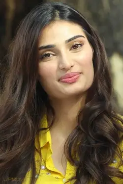 Athiya Shetty