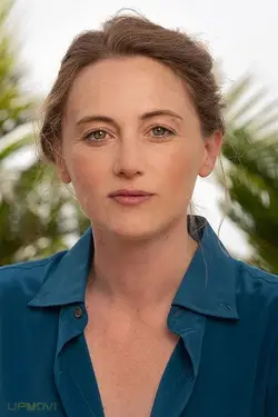 Julie Lecoustre