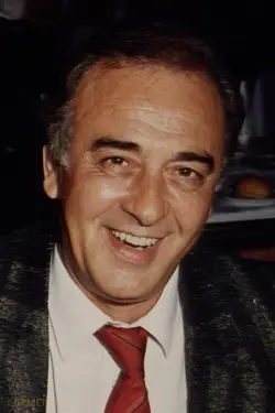 Andreas Douzos