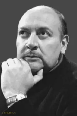 Eduardo Alcaraz